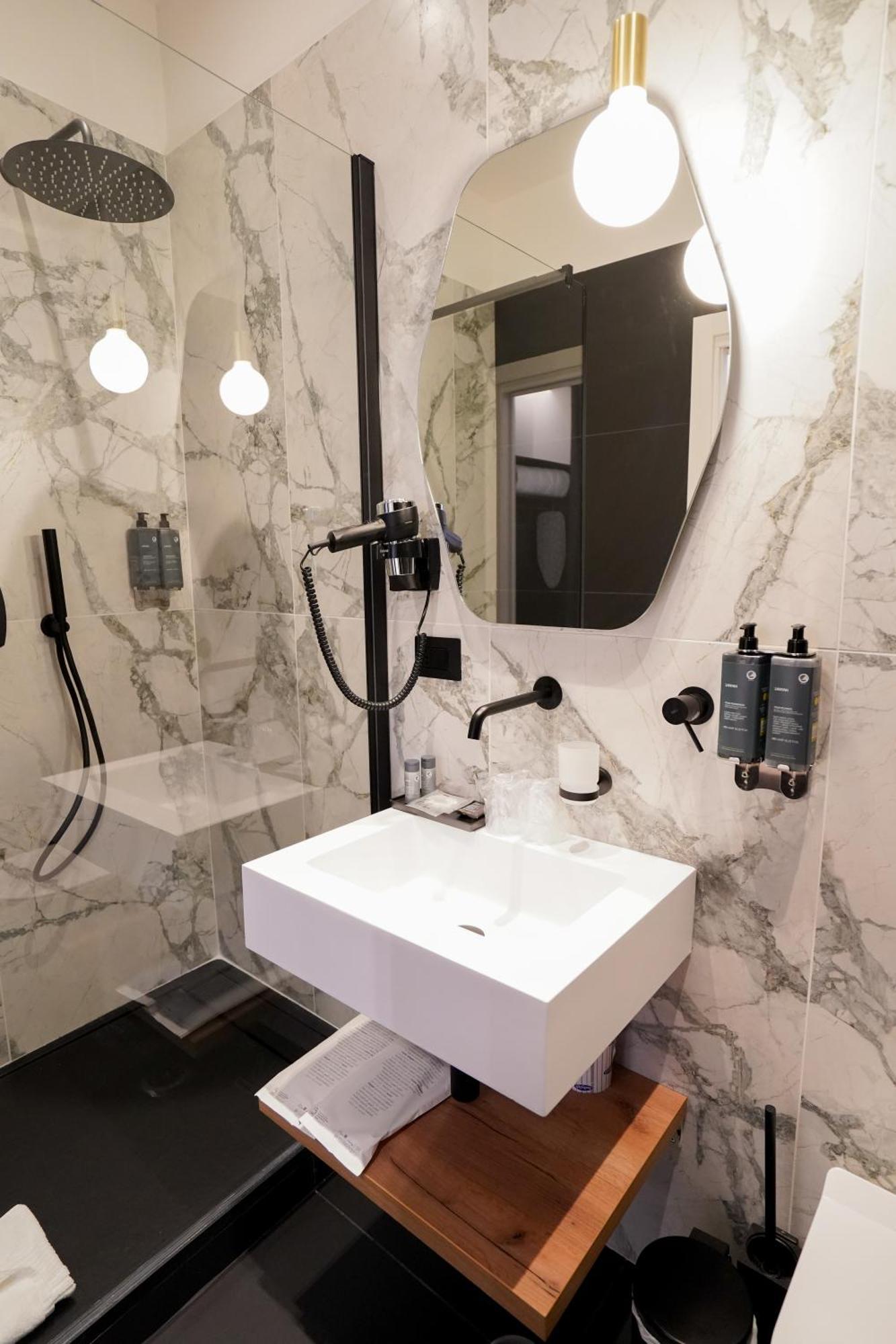 No Man'S Land Guesthouse Roma Ngoại thất bức ảnh